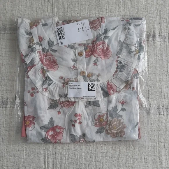 NWT H&M 2 Piece Set Size 1.5-2 Years - Picture 2 of 4